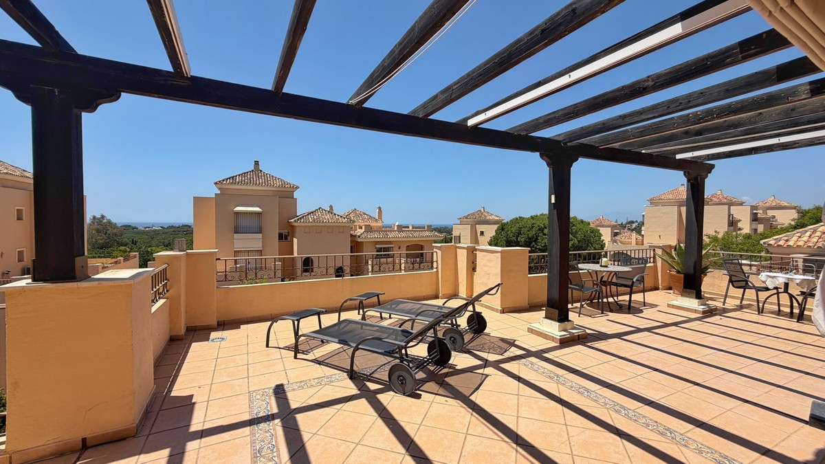 4 Bed Apartment for sale in Elviria Costa Del Sol, Málaga, Spain