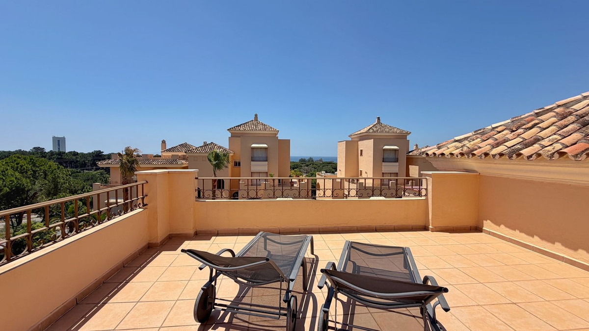 4 Bed Apartment for sale in Elviria Costa Del Sol, Málaga, Spain