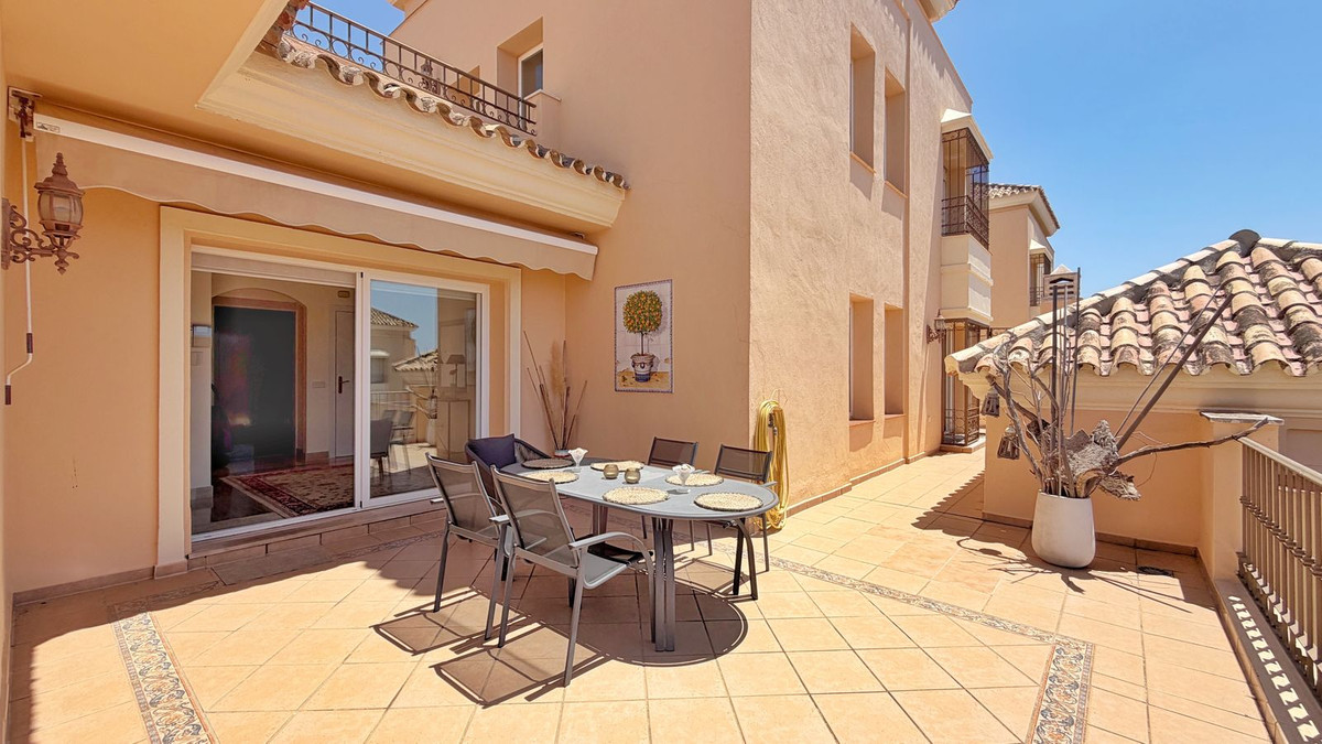 4 Bed Apartment for sale in Elviria Costa Del Sol, Málaga, Spain