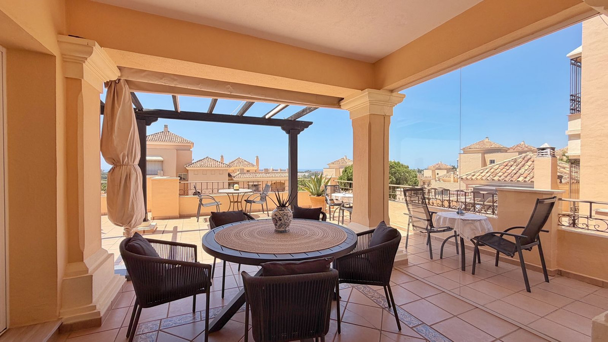 4 Bed Apartment for sale in Elviria Costa Del Sol, Málaga, Spain