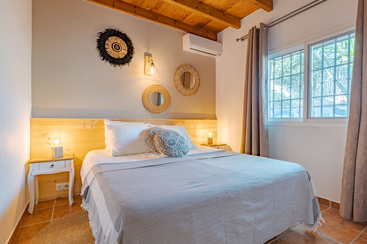 4 Bed Townhouse for sale in Alhaurín El Grande Costa Del Sol, Málaga, Spain