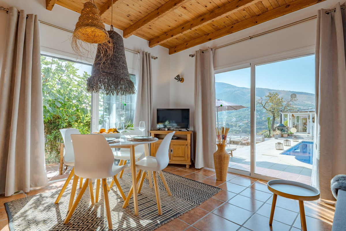 4 Bed Townhouse for sale in Alhaurín El Grande Costa Del Sol, Málaga, Spain