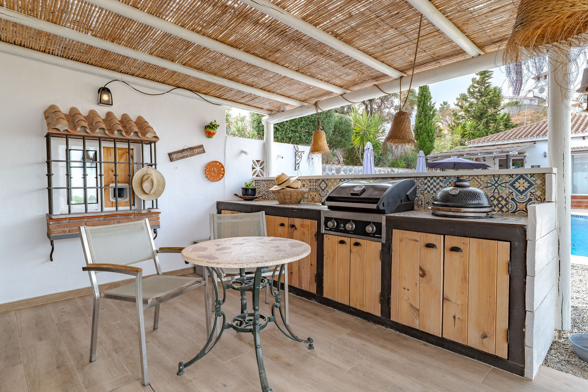 4 Bed Townhouse for sale in Alhaurín El Grande Costa Del Sol, Málaga, Spain