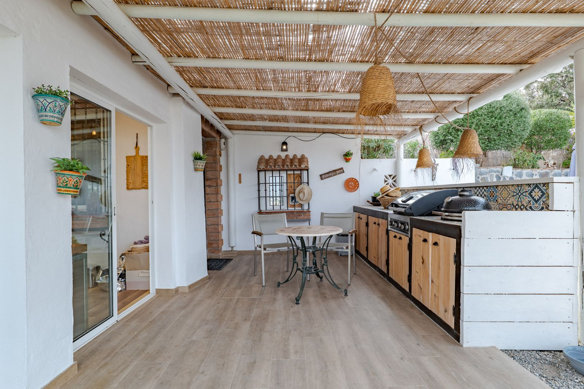 4 Bed Townhouse for sale in Alhaurín El Grande Costa Del Sol, Málaga, Spain