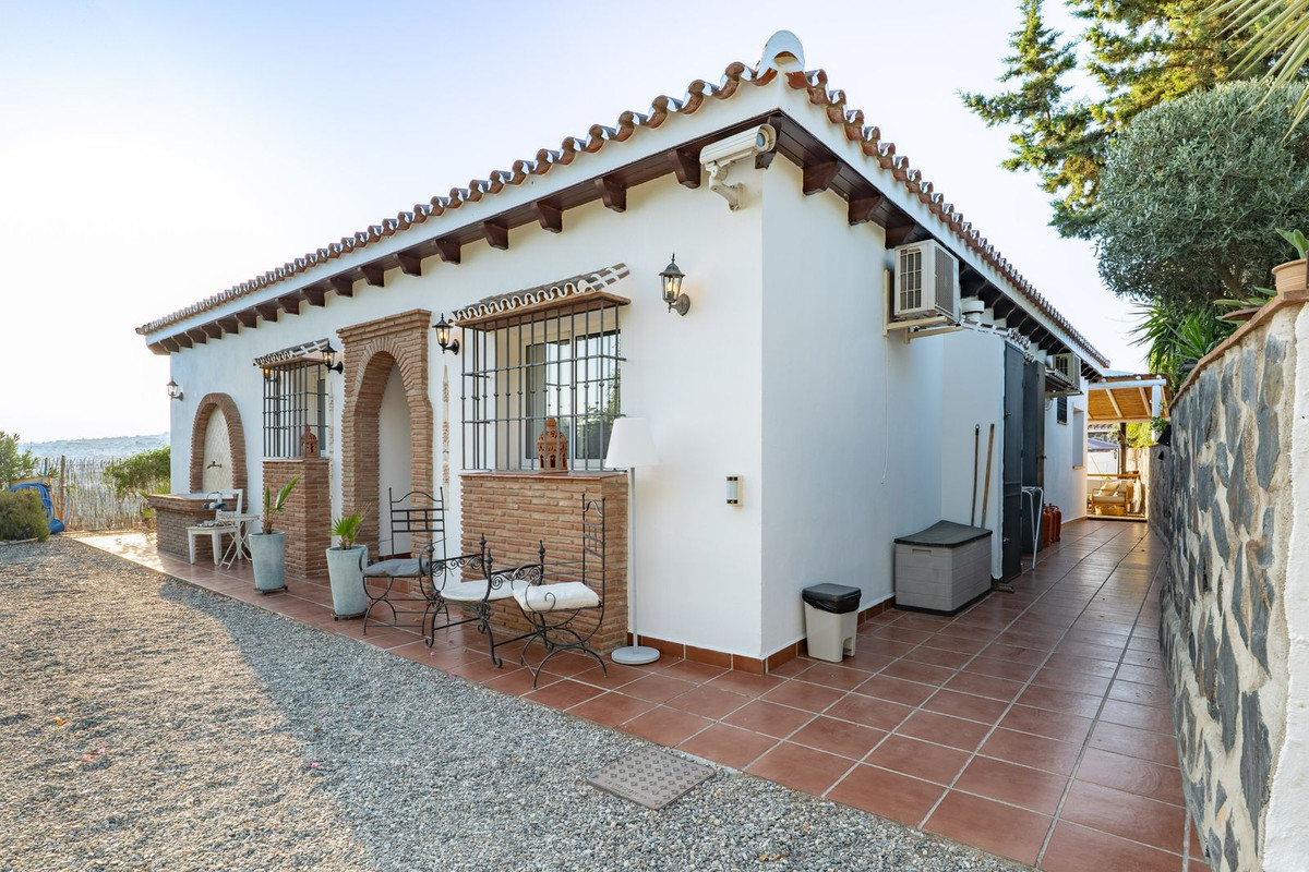 4 Bed Townhouse for sale in Alhaurín El Grande Costa Del Sol, Málaga, Spain