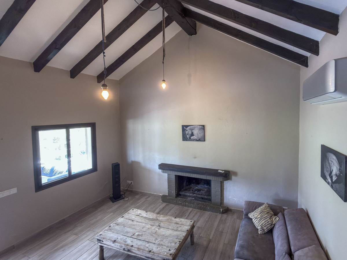 2 Bed Townhouse for sale in Monda Costa Del Sol, Málaga, Spain