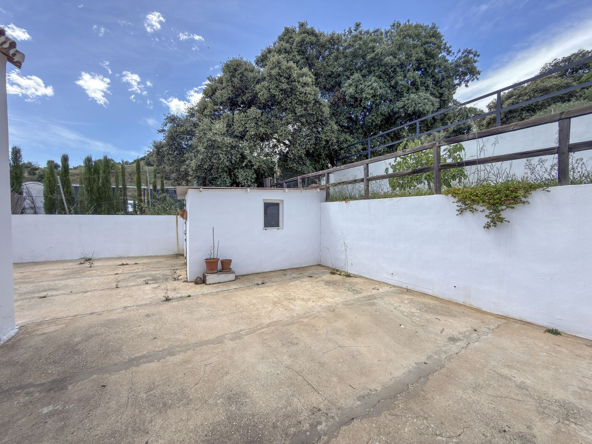 2 Bed Townhouse for sale in Monda Costa Del Sol, Málaga, Spain