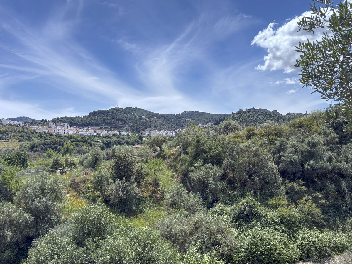 2 Bed Townhouse for sale in Monda Costa Del Sol, Málaga, Spain