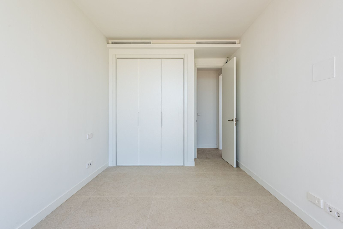 3 Bed Townhouse for sale in Benahavís Costa Del Sol, Málaga, Spain