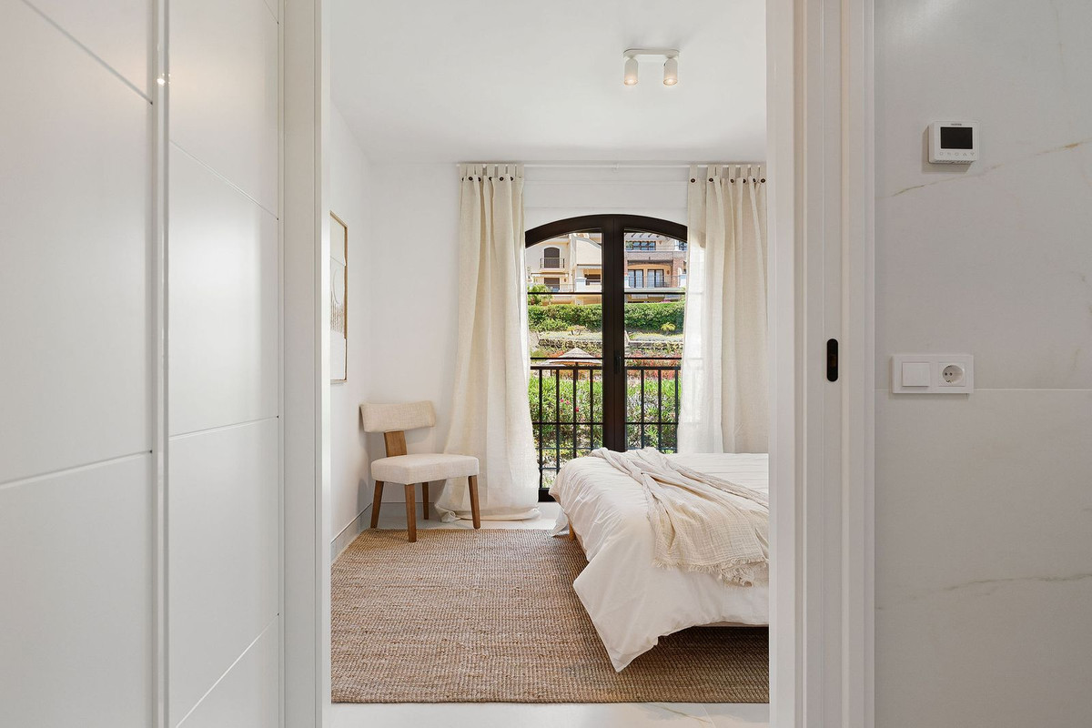 3 Bed Apartment for sale in Los Arqueros Costa Del Sol, Málaga, Spain