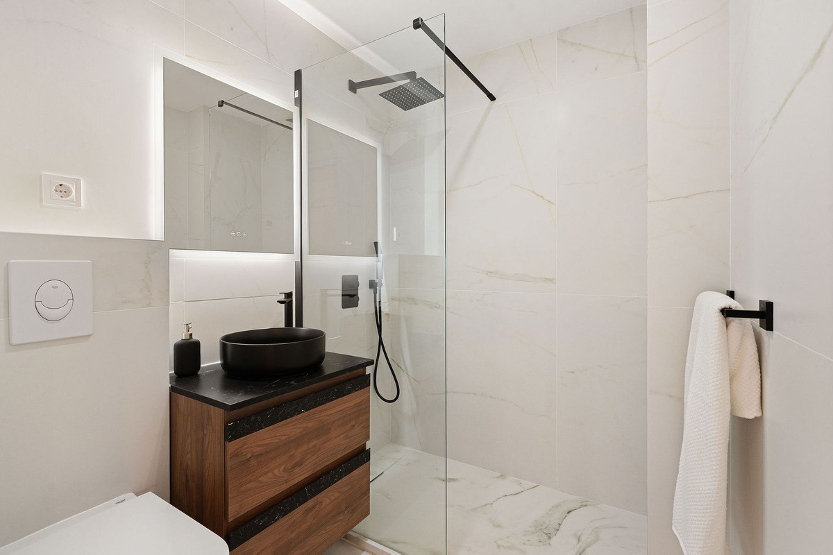 3 Bed Apartment for sale in Los Arqueros Costa Del Sol, Málaga, Spain