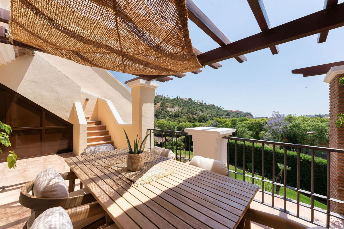 3 Bed Apartment for sale in Los Arqueros Costa Del Sol, Málaga, Spain