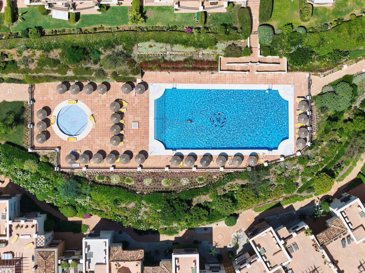 3 Bed Apartment for sale in Los Arqueros Costa Del Sol, Málaga, Spain