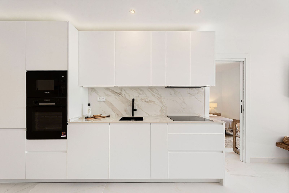 3 Bed Apartment for sale in Los Arqueros Costa Del Sol, Málaga, Spain