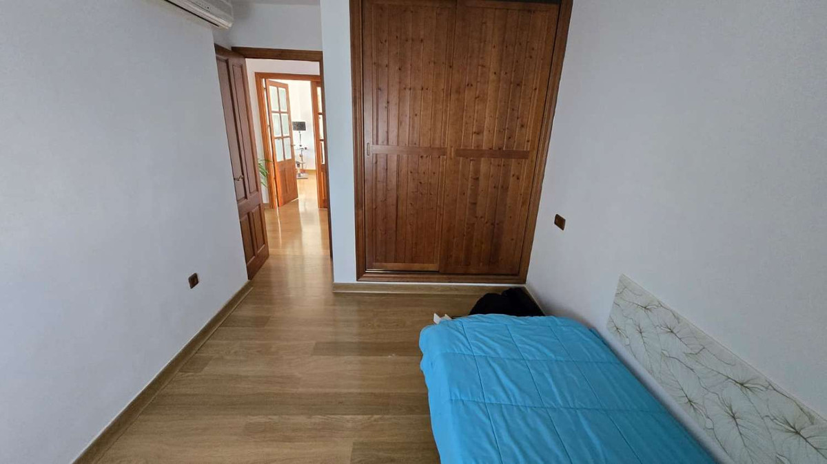 Se vende Villa - Chalet de 6 dormitorios en Costa Del Sol, Málaga, España