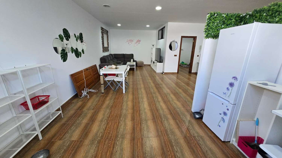 Se vende Villa - Chalet de 6 dormitorios en Costa Del Sol, Málaga, España