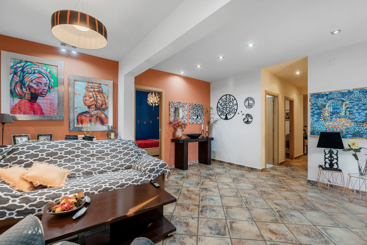 Se vende Villa - Chalet de 4 dormitorios en Costa Blanca, Alicante, España