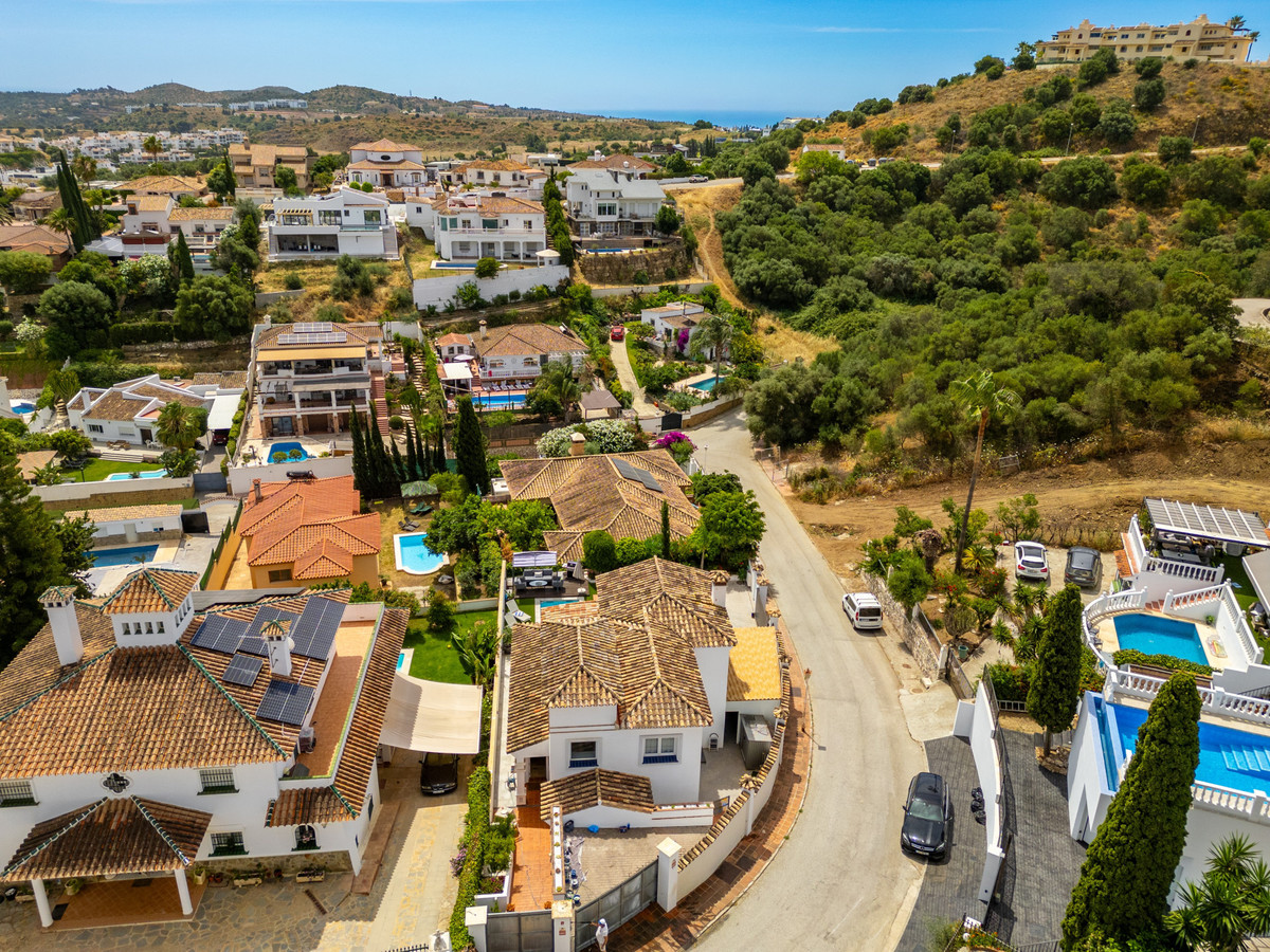 Se vende Villa - Chalet de 4 dormitorios en Costa Del Sol, Málaga, España