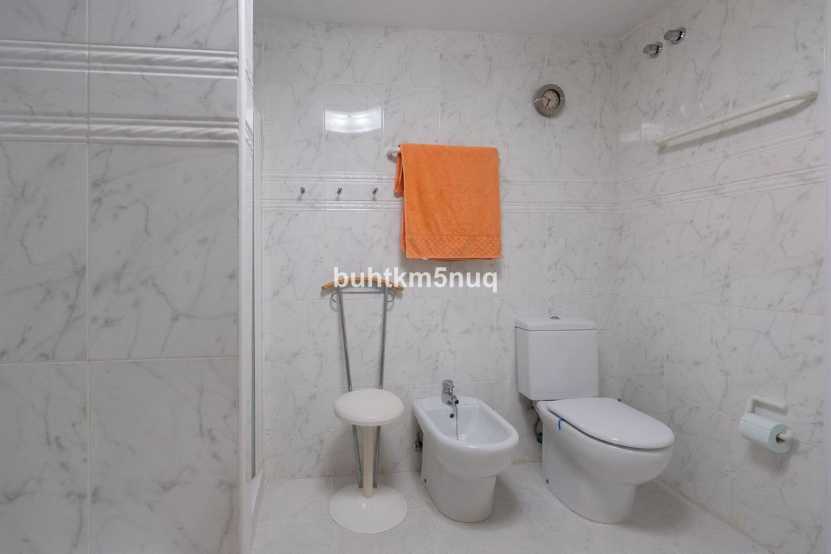 Se vende Apartamento Planta Baja de 3 dormitorios en Costa Blanca, Alicante, España