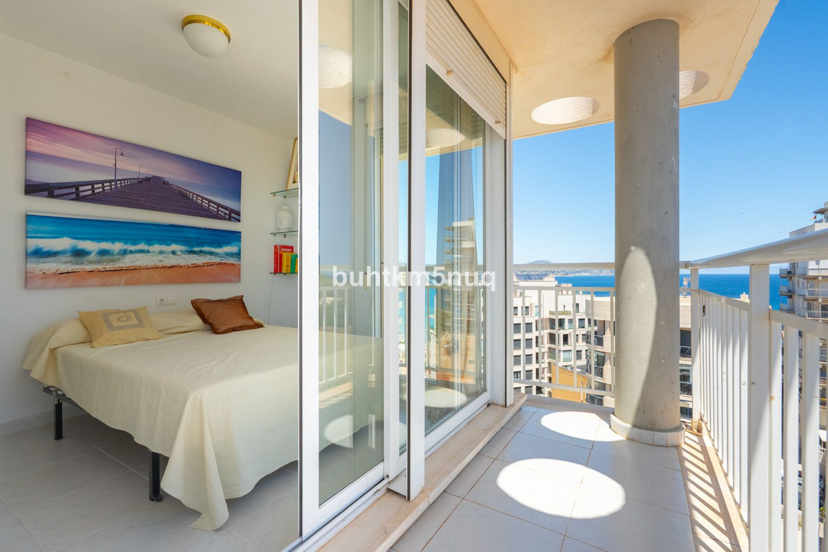 Se vende Apartamento Planta Baja de 3 dormitorios en Costa Blanca, Alicante, España