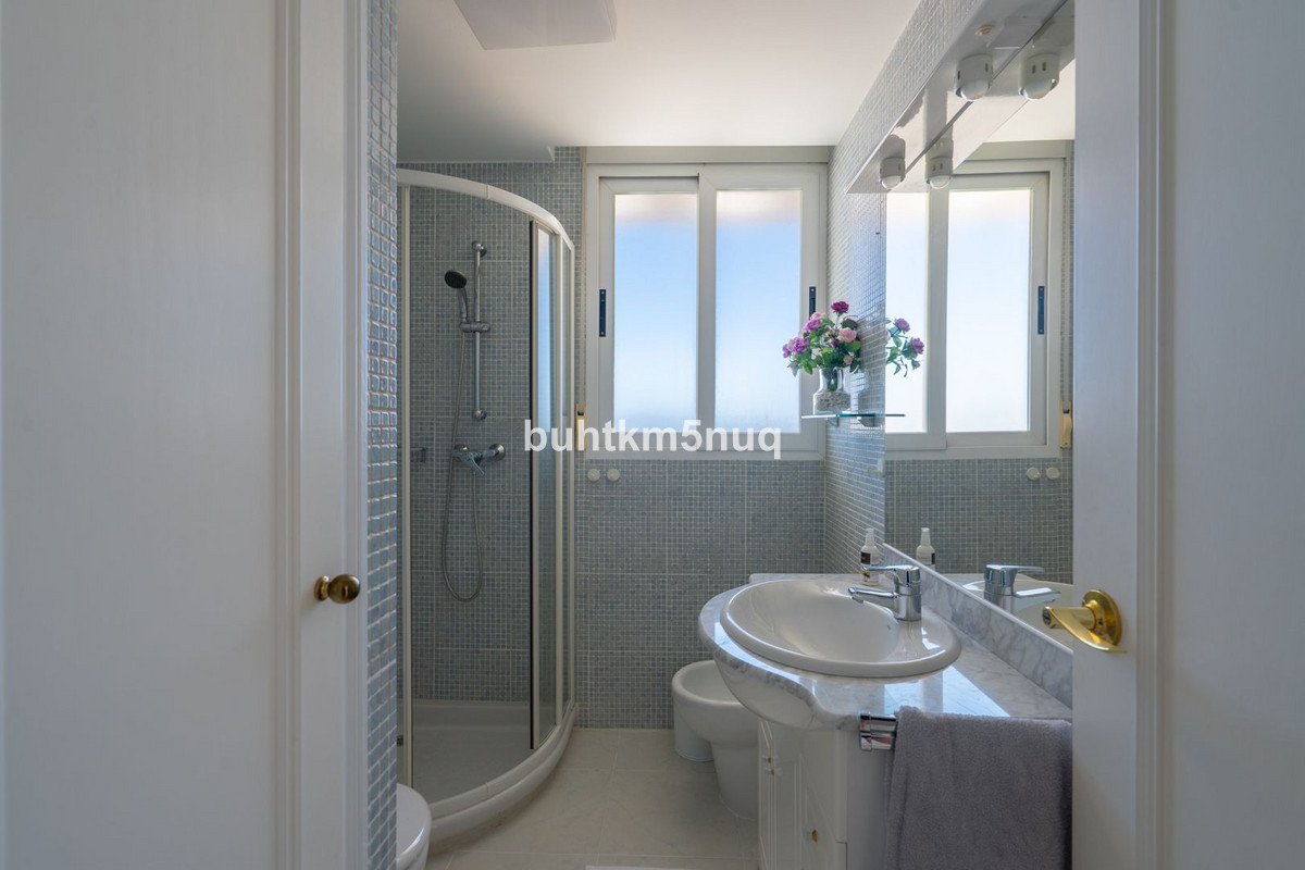 Se vende Apartamento Planta Baja de 3 dormitorios en Costa Blanca, Alicante, España