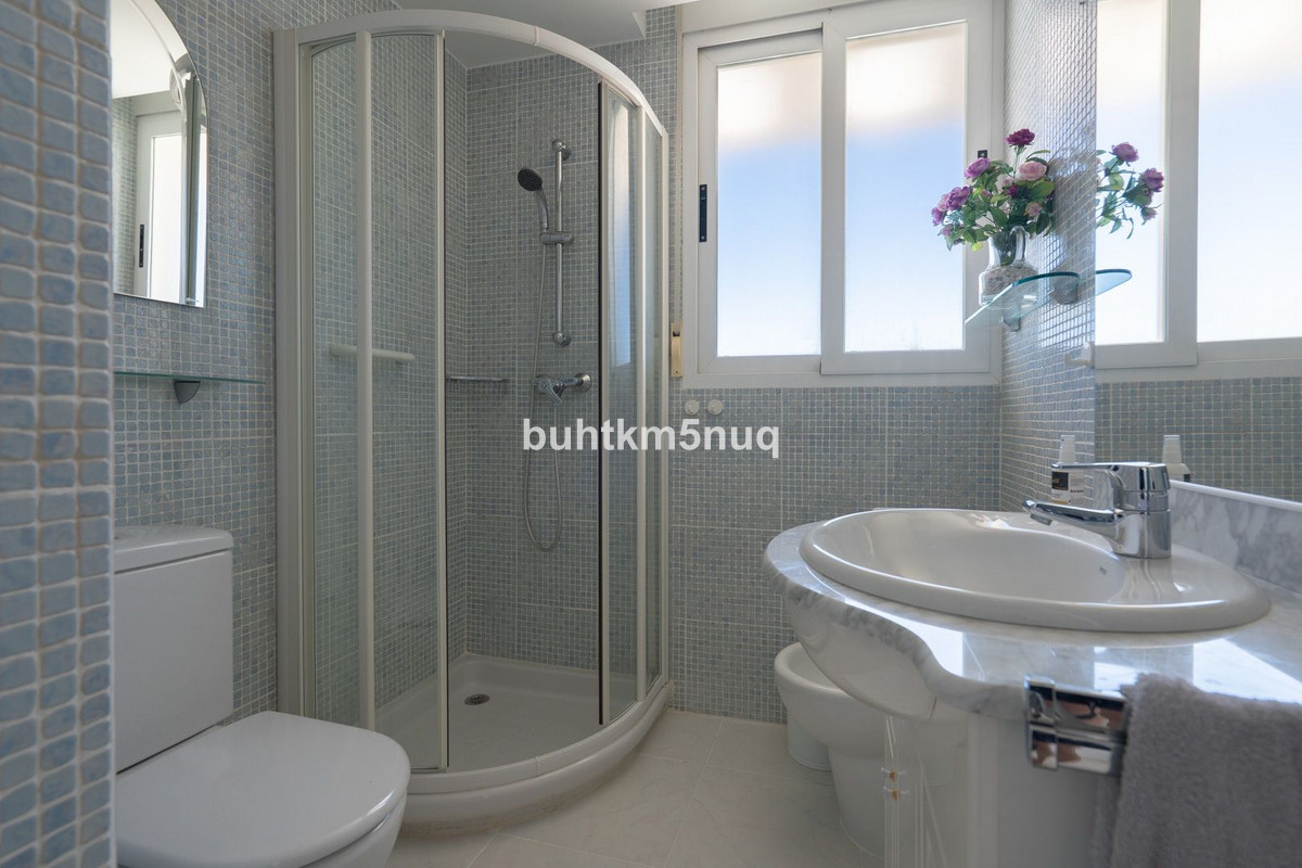 Se vende Apartamento Planta Baja de 3 dormitorios en Costa Blanca, Alicante, España