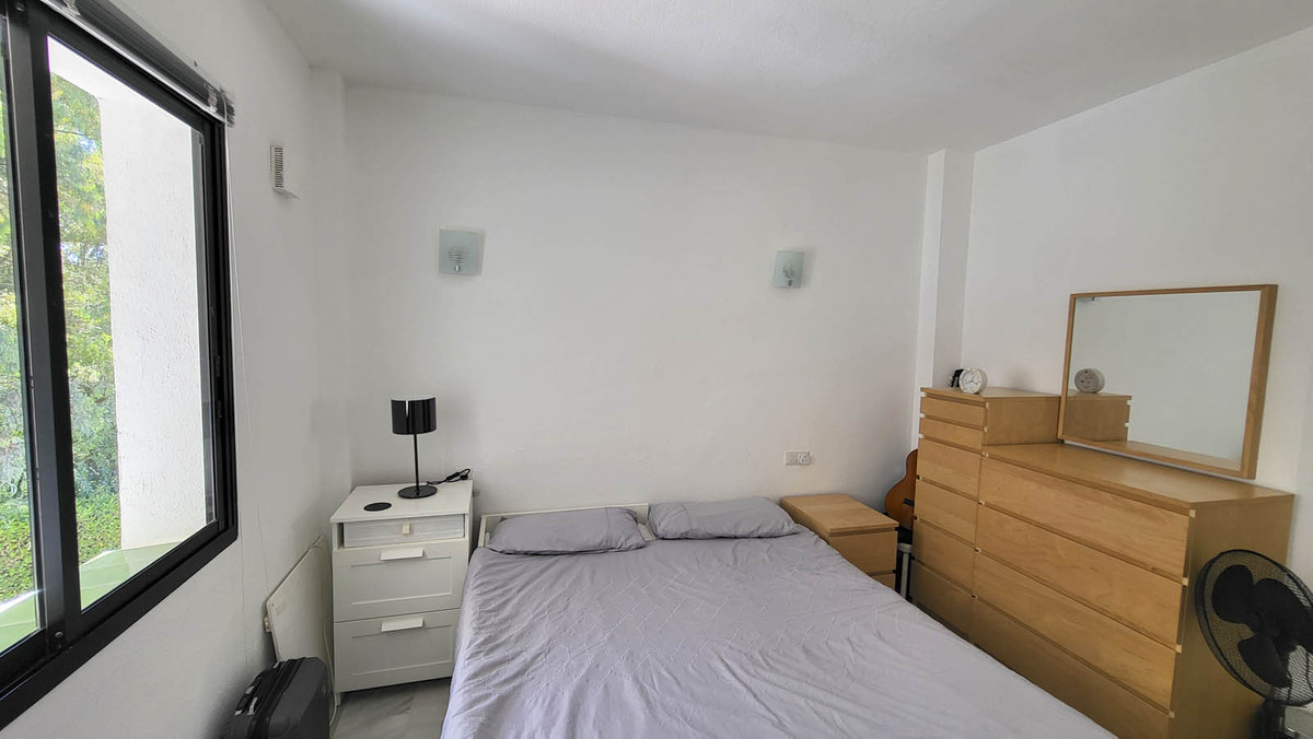 2 Bed Apartment for sale in Calahonda Costa Del Sol, Málaga, Spain