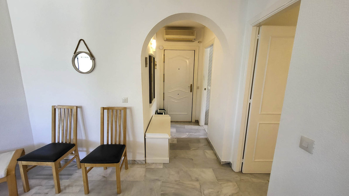 2 Bed Apartment for sale in Calahonda Costa Del Sol, Málaga, Spain