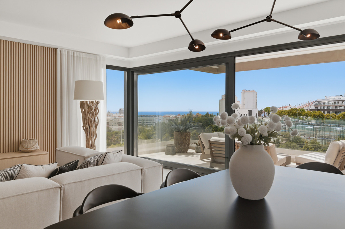 3 Bed Apartment for sale in Estepona Costa Del Sol, Málaga, Spain