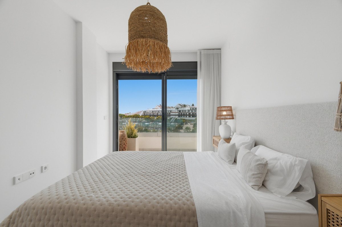3 Bed Apartment for sale in Estepona Costa Del Sol, Málaga, Spain