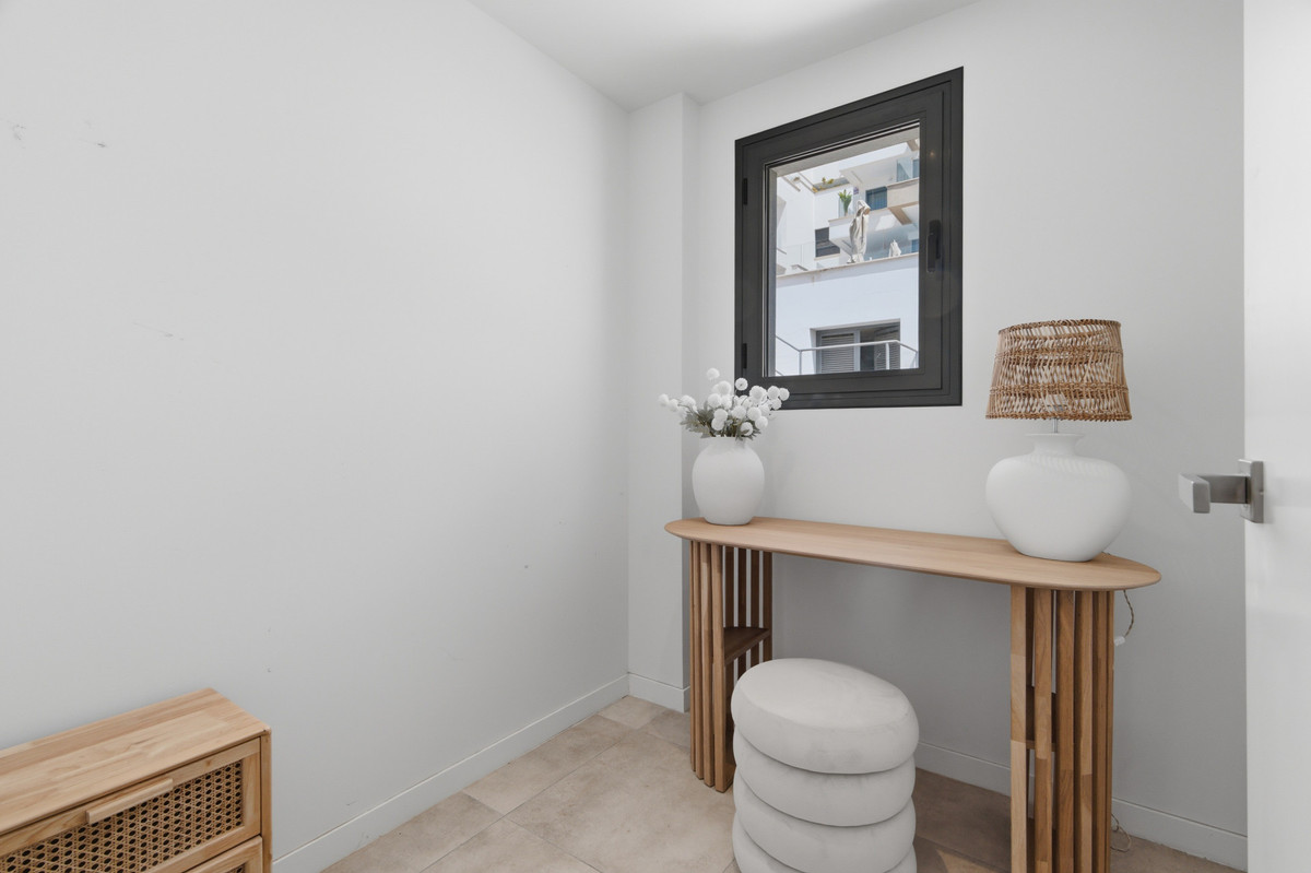 3 Bed Apartment for sale in Estepona Costa Del Sol, Málaga, Spain