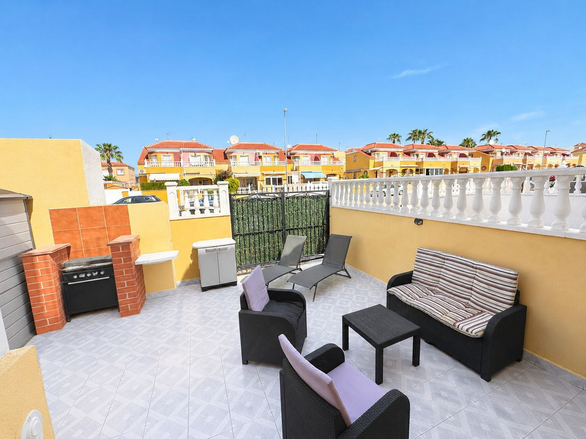2 Bed Apartment for sale in Cabo Roig Costa Blanca, Alicante, Spain