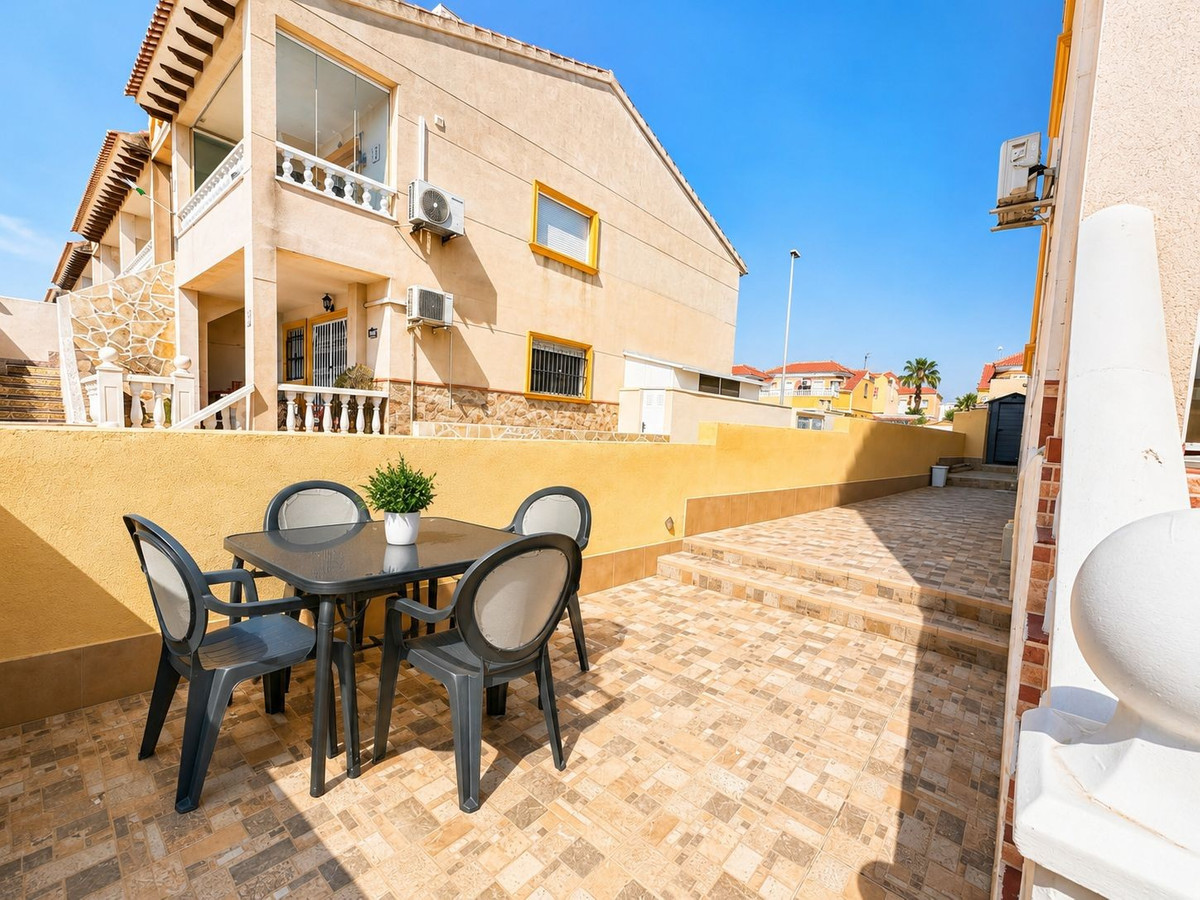 2 Bed Apartment for sale in Cabo Roig Costa Blanca, Alicante, Spain