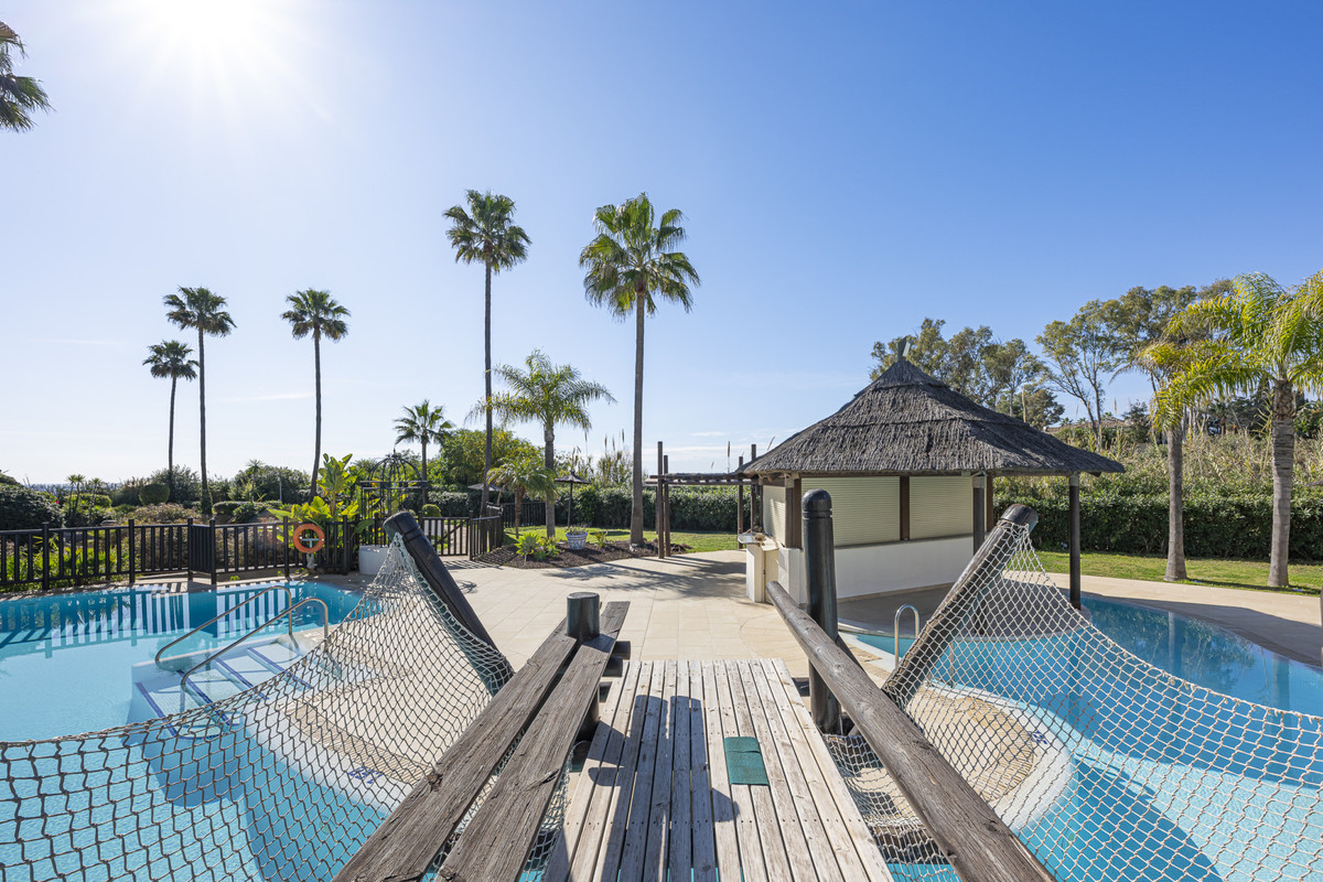 3 Bed Apartment for sale in Estepona Costa Del Sol, Málaga, Spain
