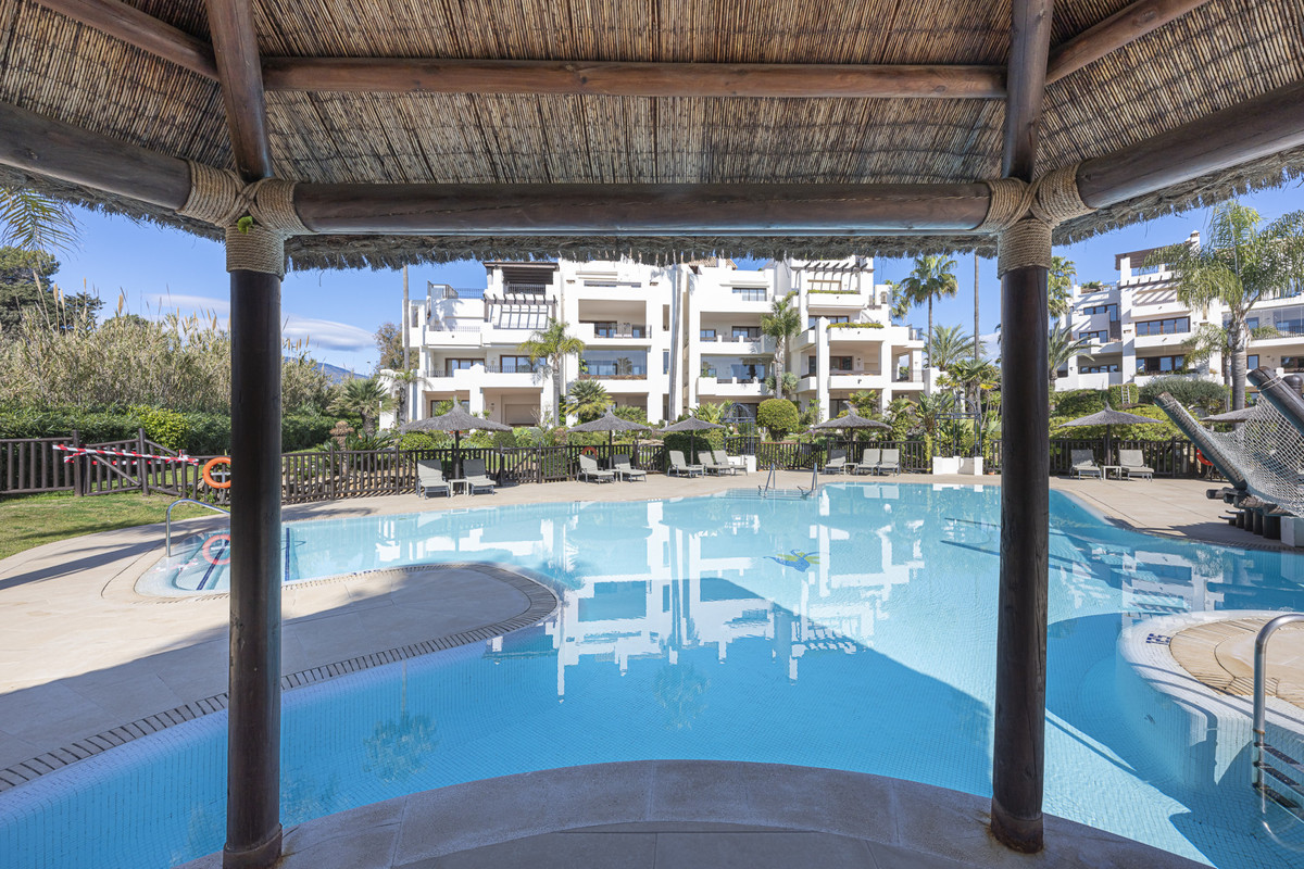 3 Bed Apartment for sale in Estepona Costa Del Sol, Málaga, Spain