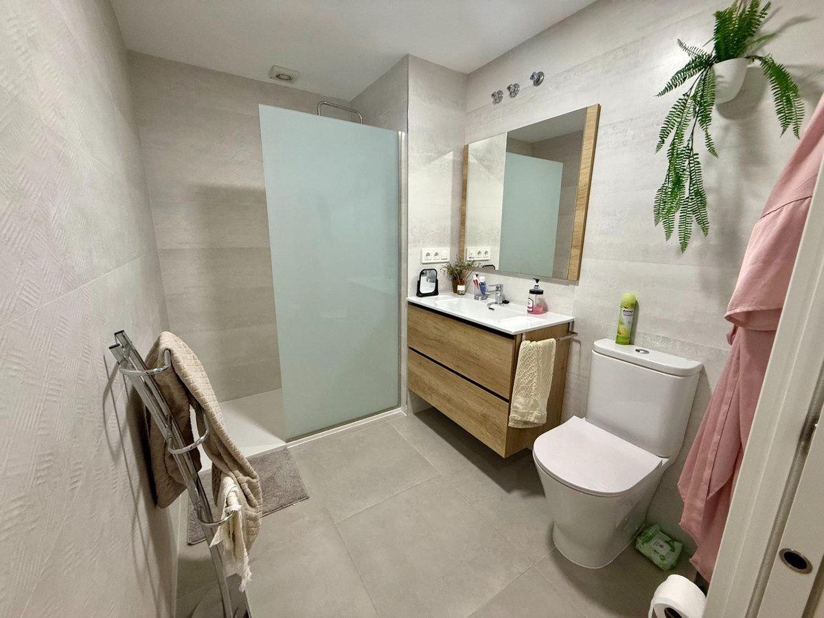 3 Bed Apartment for sale in Torrevieja Costa Blanca, Alicante, Spain