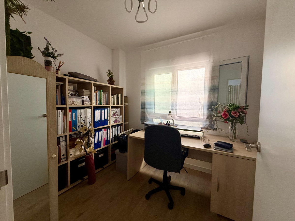 3 Bed Apartment for sale in Torrevieja Costa Blanca, Alicante, Spain
