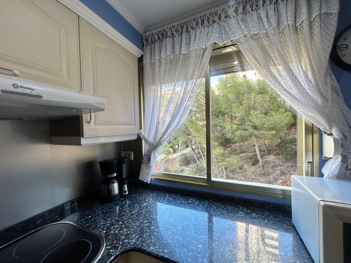 Se vende Apartamento Planta Media de 3 dormitorios en Costa Blanca, Alicante, España