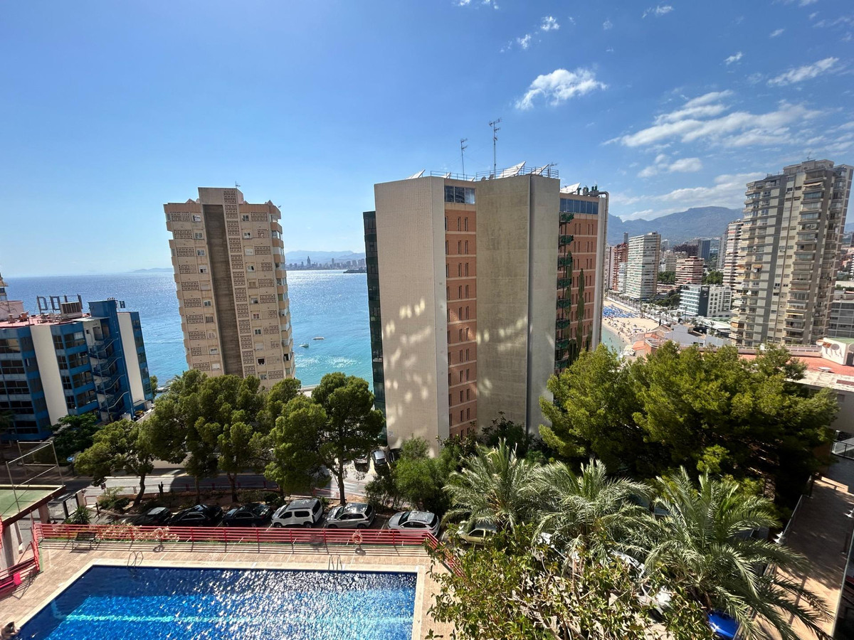 Se vende Apartamento Planta Media de 3 dormitorios en Costa Blanca, Alicante, España