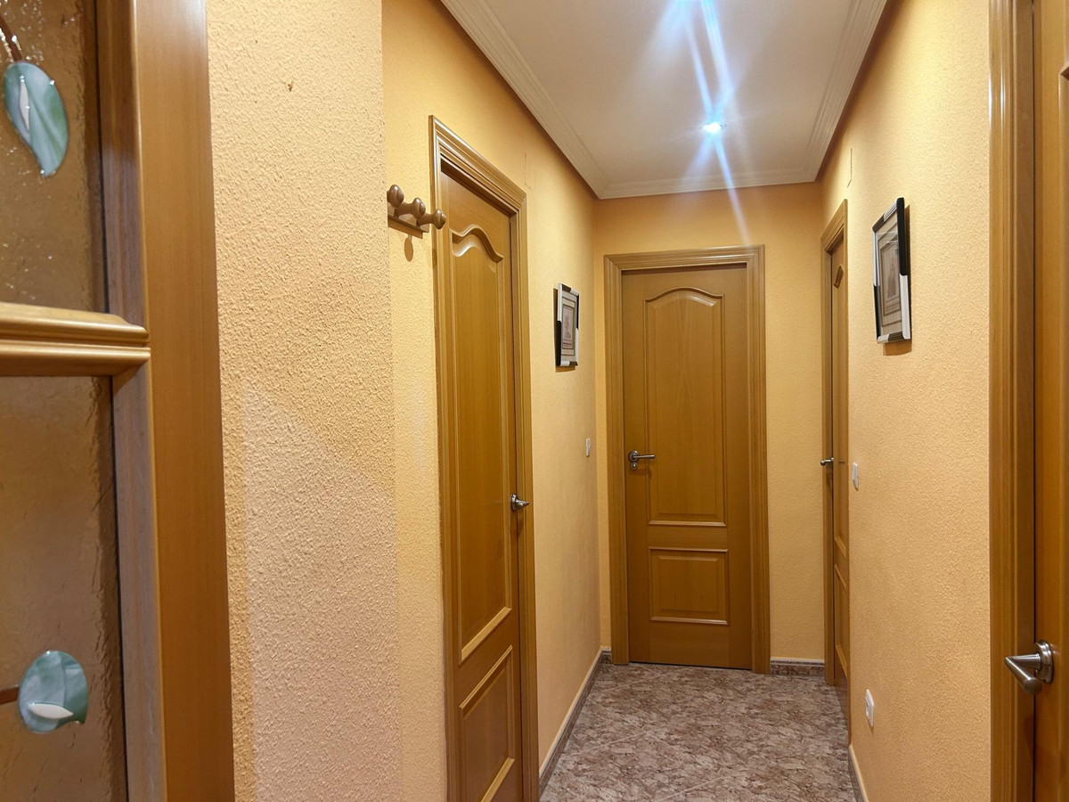Se vende Apartamento Planta Media de 3 dormitorios en Costa Blanca, Alicante, España