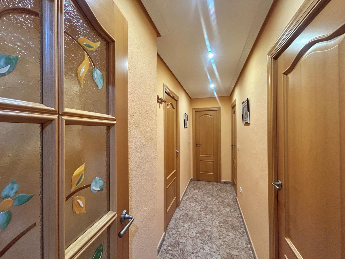 Se vende Apartamento Planta Media de 3 dormitorios en Costa Blanca, Alicante, España