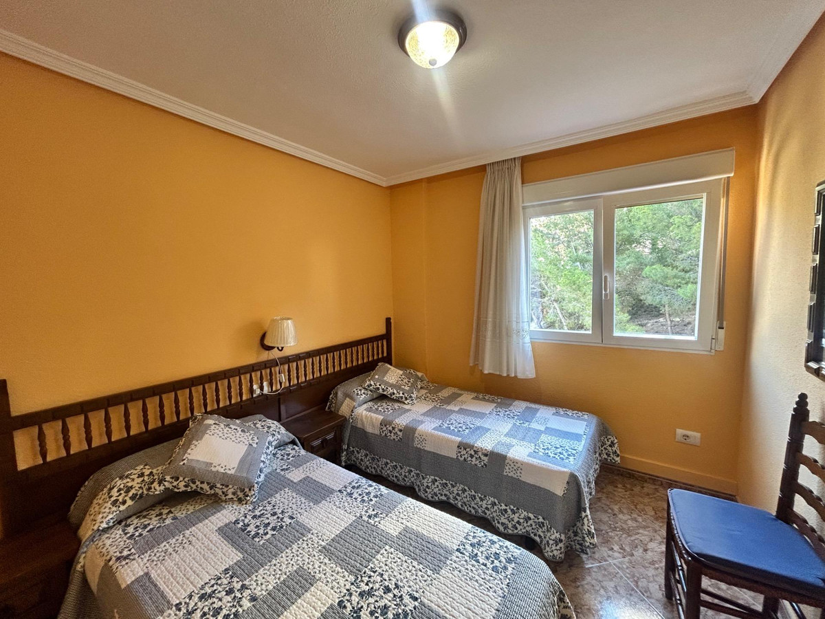Se vende Apartamento Planta Media de 3 dormitorios en Costa Blanca, Alicante, España