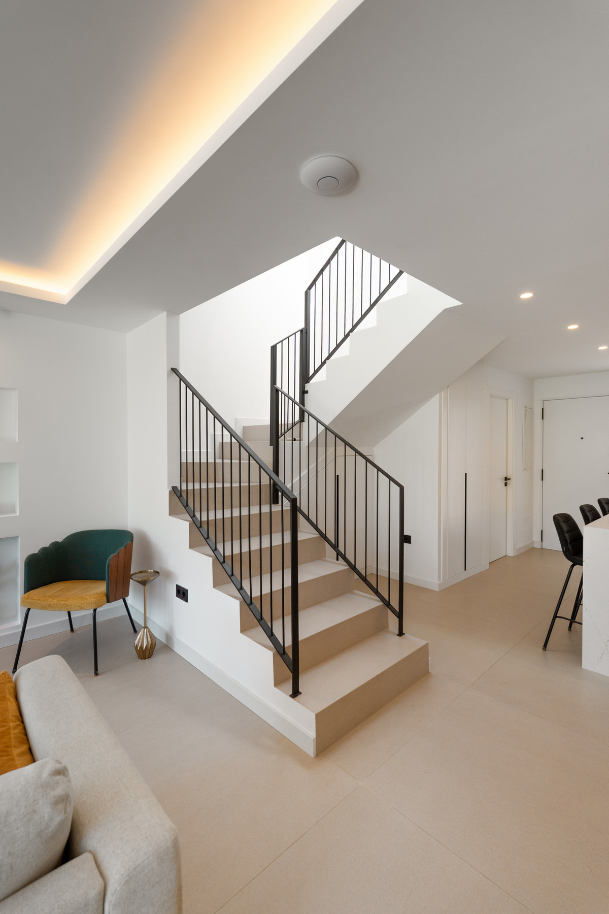 3 Bed Townhouse for sale in Nueva Andalucía Costa Del Sol, Málaga, Spain