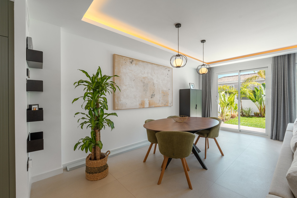 3 Bed Townhouse for sale in Nueva Andalucía Costa Del Sol, Málaga, Spain