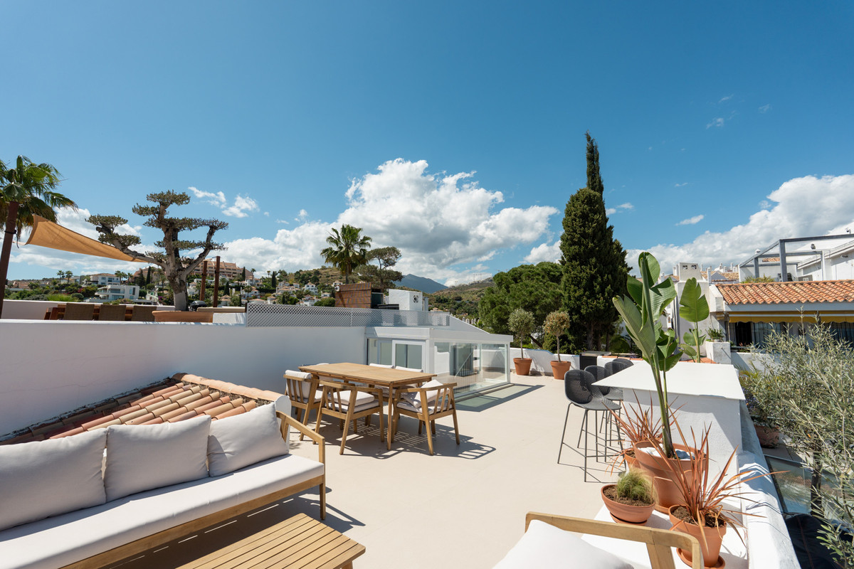 3 Bed Townhouse for sale in Nueva Andalucía Costa Del Sol, Málaga, Spain
