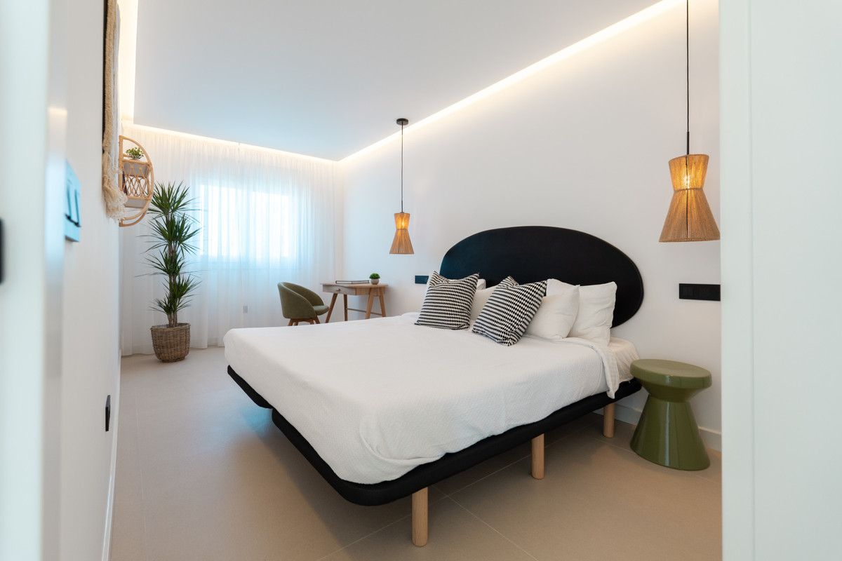 3 Bed Townhouse for sale in Nueva Andalucía Costa Del Sol, Málaga, Spain