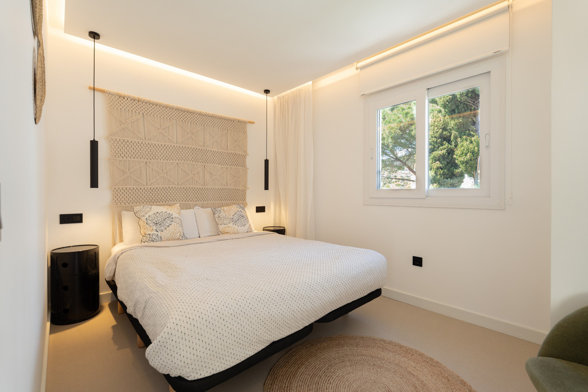 3 Bed Townhouse for sale in Nueva Andalucía Costa Del Sol, Málaga, Spain