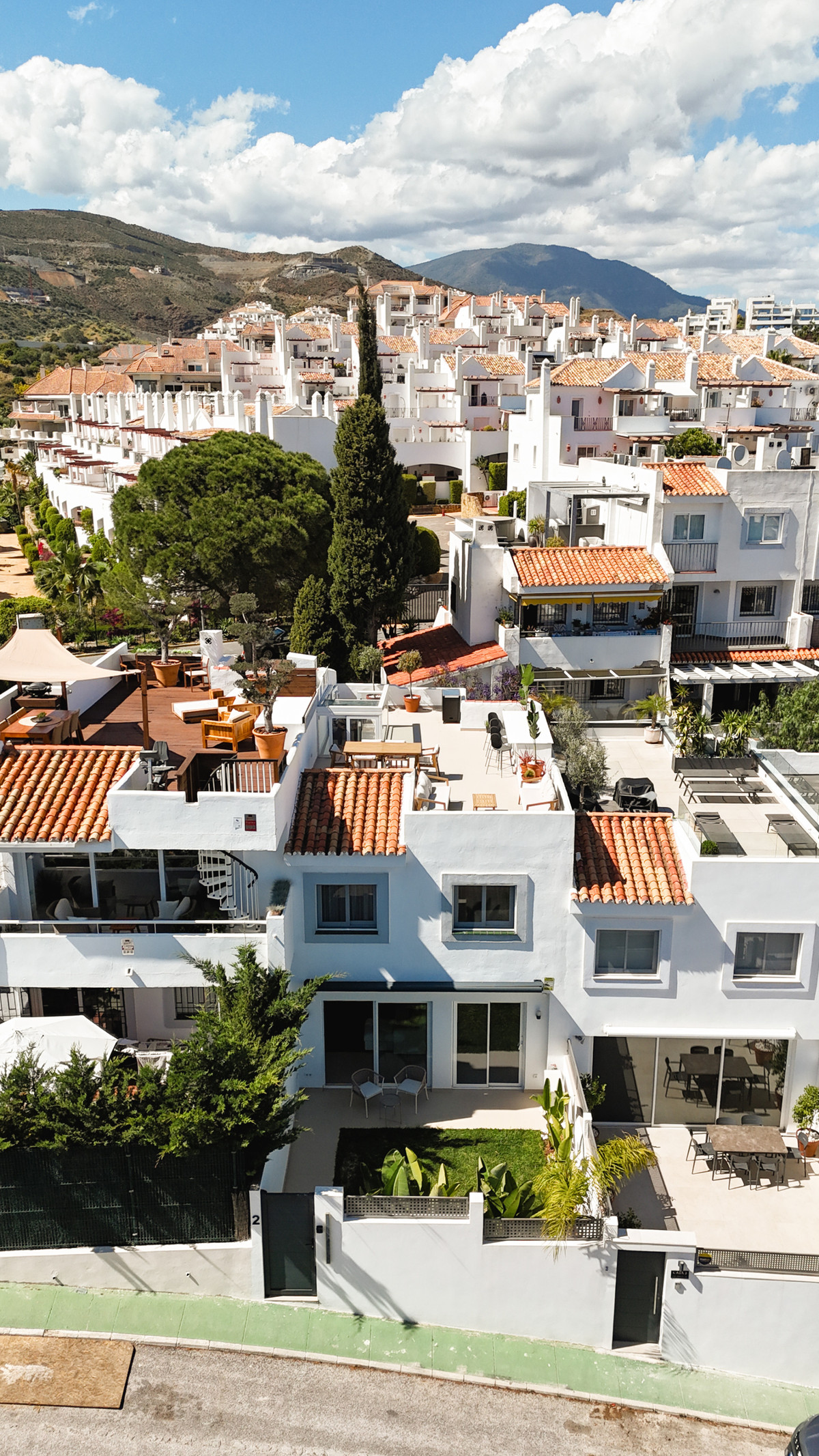 3 Bed Townhouse for sale in Nueva Andalucía Costa Del Sol, Málaga, Spain