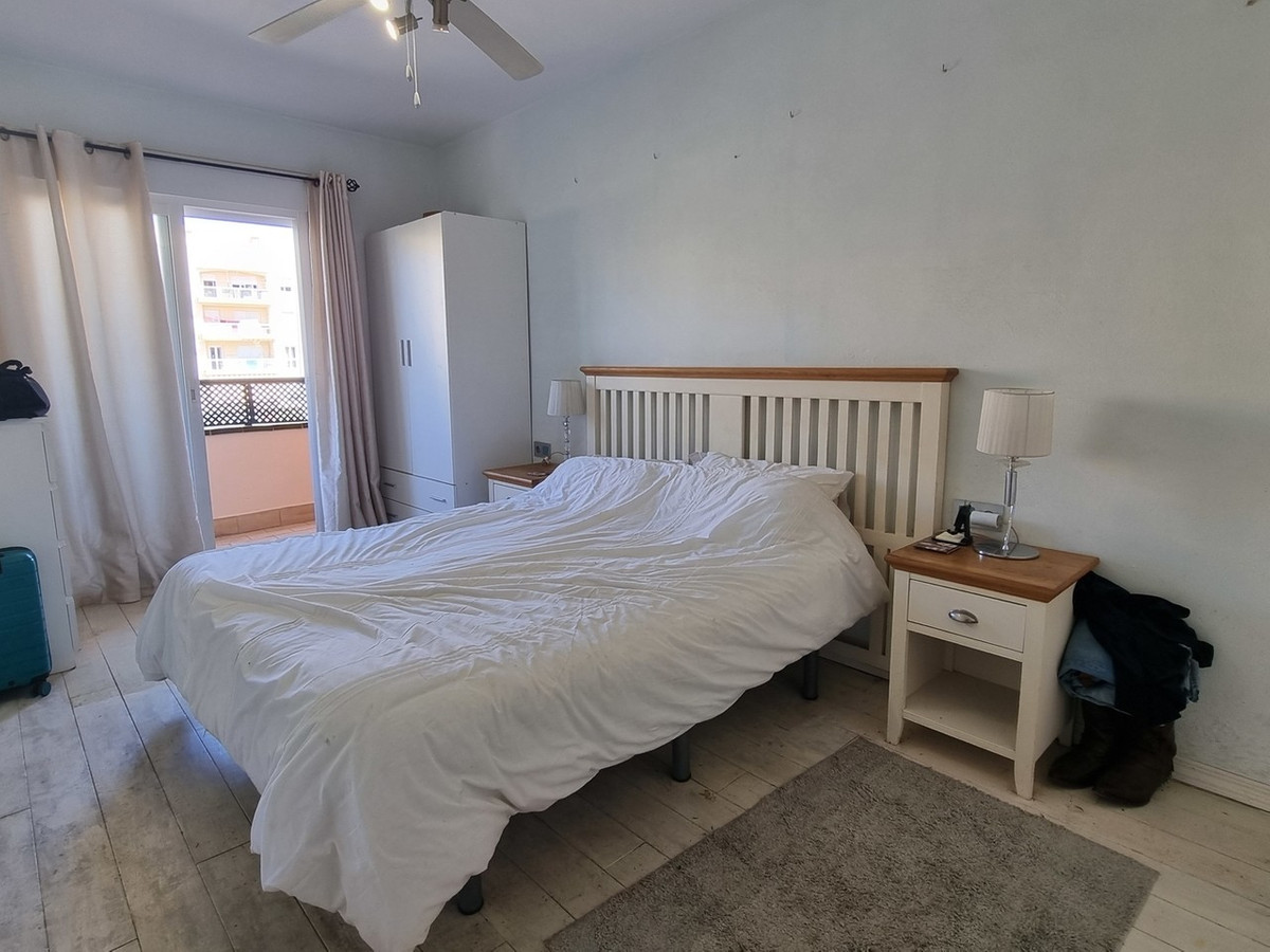 Se vende Apartamento Planta Media de 2 dormitorios en Costa Del Sol, Málaga, España
