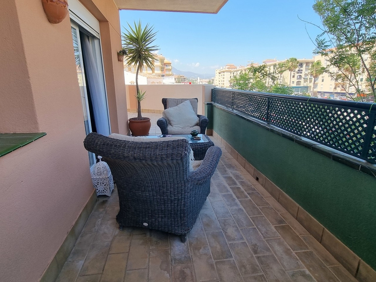 Se vende Apartamento Planta Media de 2 dormitorios en Costa Del Sol, Málaga, España